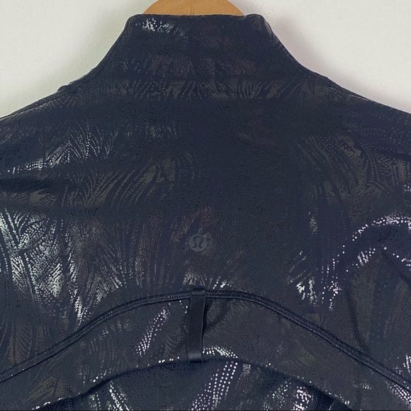 NWT Lululemon Define Shine Jacket Acclimatize Black Foil Special Edition Size 4 - Picture 15 of 16